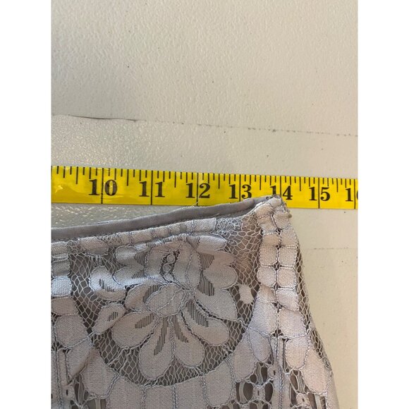 Dance & Marvel Beige Lace Overlay Mini Skirt Floral Design Scalloped Hem Medium - Picture 6 of 8